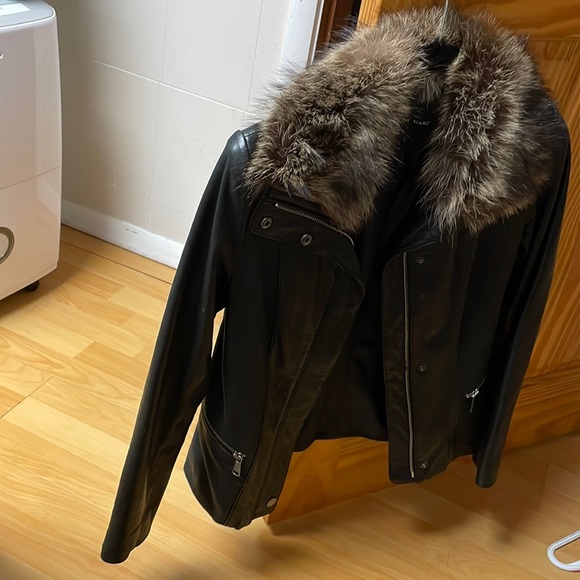 Andrew Marc Jackets & Blazers - Raccoon collar and real leather jacket